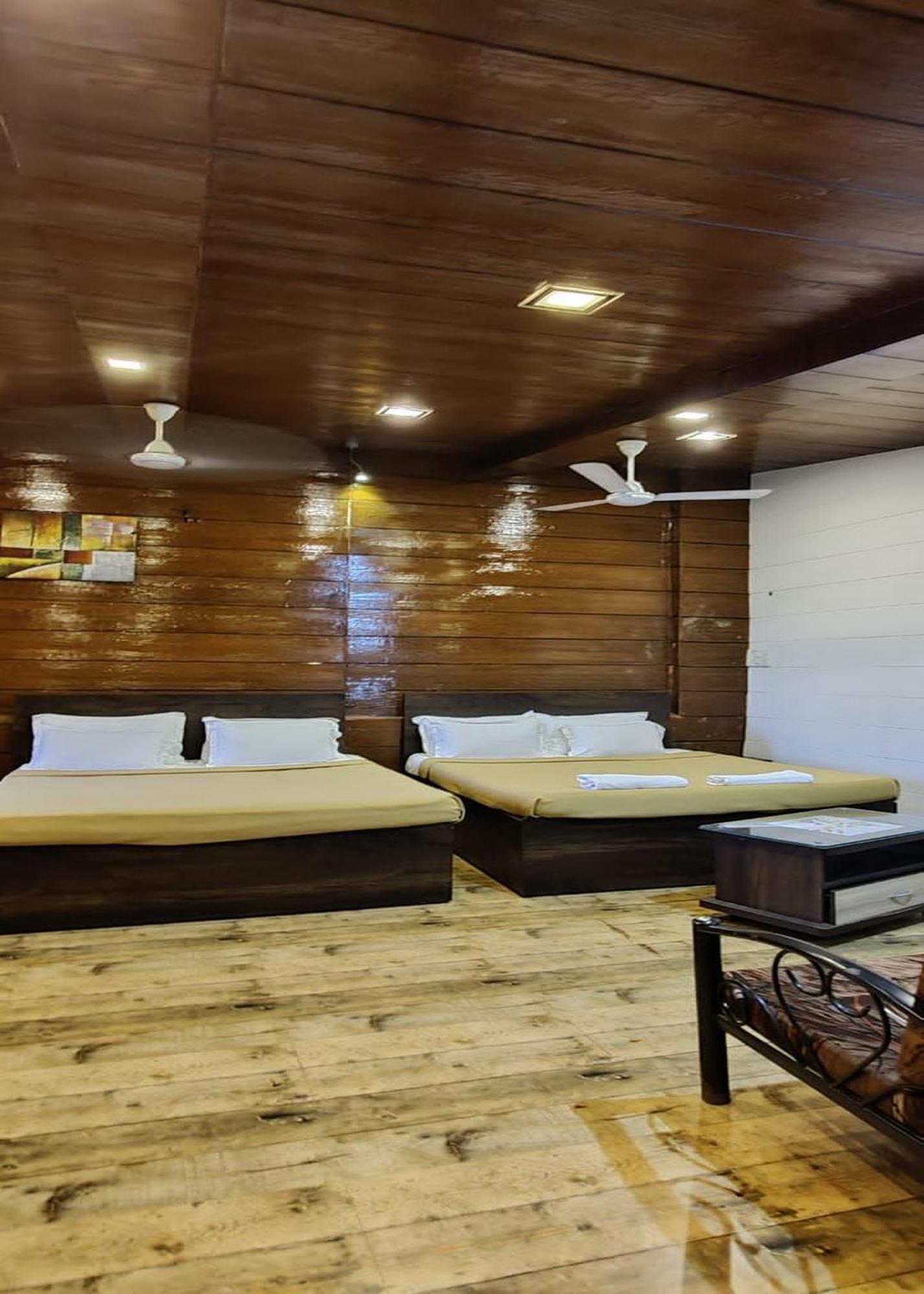 Turning Point Resort Kasara Bagian luar foto